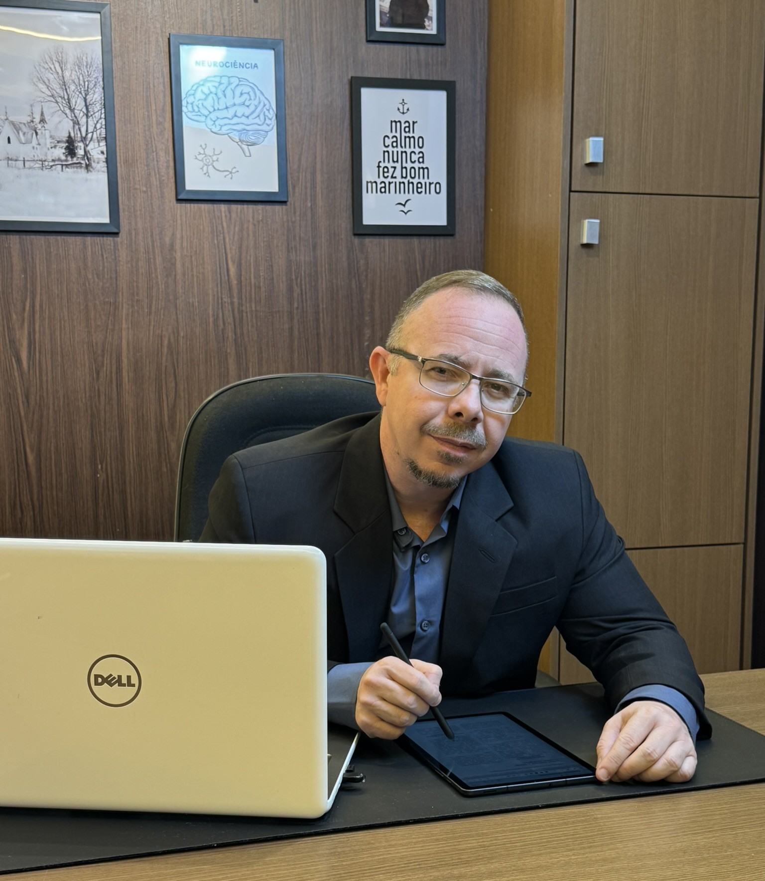 Walter Prestes em atividade institucional